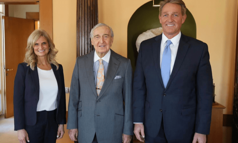 Büyükelçi Jeff Flake Koç Holding'i ve Rahmi Koç'u Ziyaret Etti!