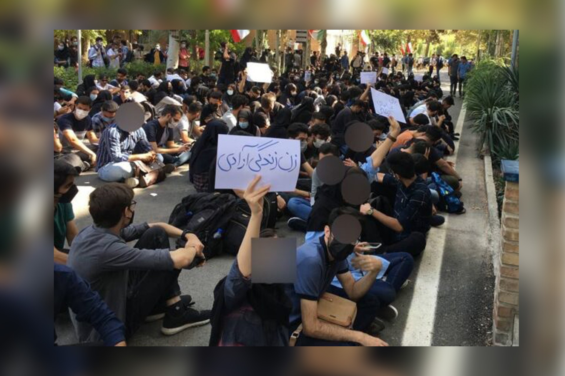 ABD'den İran'a Kınama: Öğrencilere Yapılan Muamele Dehşet Verici