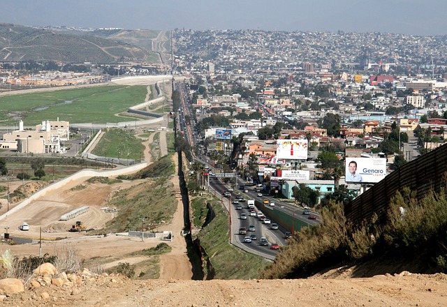 Meksika’dan Amerika’ya Yasa Dışı Geçişler Sayısında Rekor