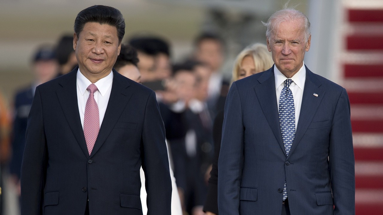 Başkan Joe Biden Endonezya'da Çin Devlet Başkanı Xi Jinping İle Görüştü