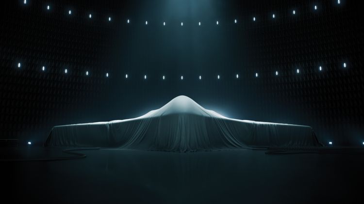 Pentagon Nükleer Kapasiteli Hayalet Bombardıman Uçağını Tanıttı!