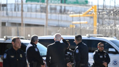 ABD Başkanı Joe Biden Texas’ın El Paso Kentinde Sınırı Ziyaret Etti