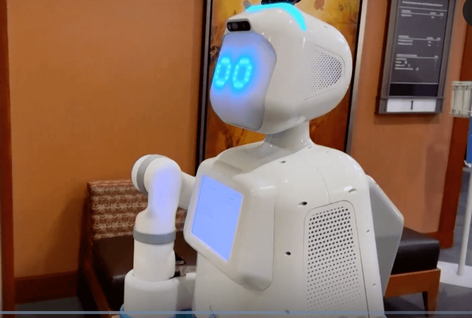ABD'de Bir Hastanede Robot Personel Göreve Başladı