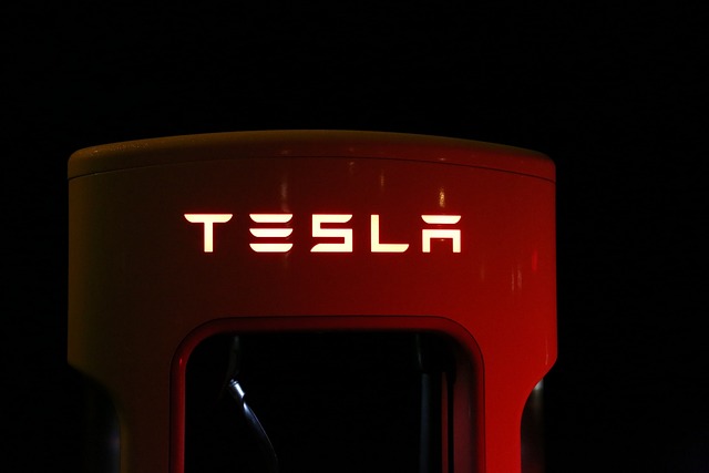 Elektrikli Otomobil Üreticisi Tesla 363 Bin Kadar Aracını Geri Çağırdı