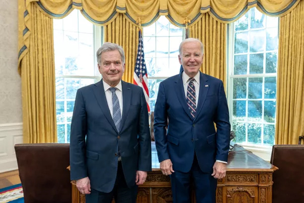 ABD Başkanı Joe Biden Finlandiya Cumhurbaşkanı Niinistö İle Bir Araya Geldi