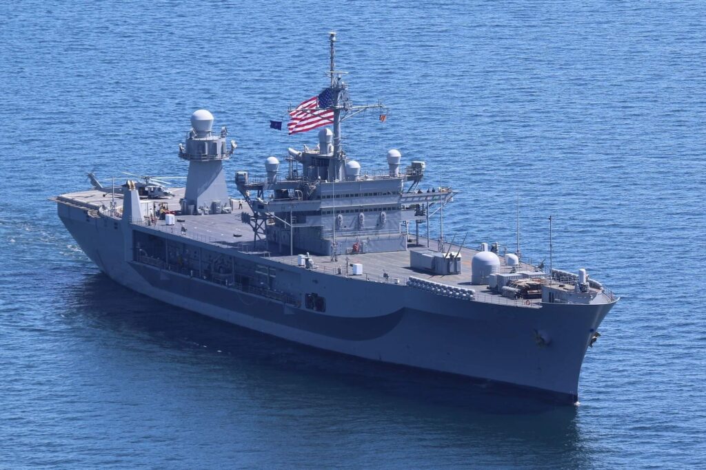 Çin'in Askeri Tatbikatı Sonrası İlk Kez ABD Savaş Gemisi Tayvan Boğazı'ndan Geçti